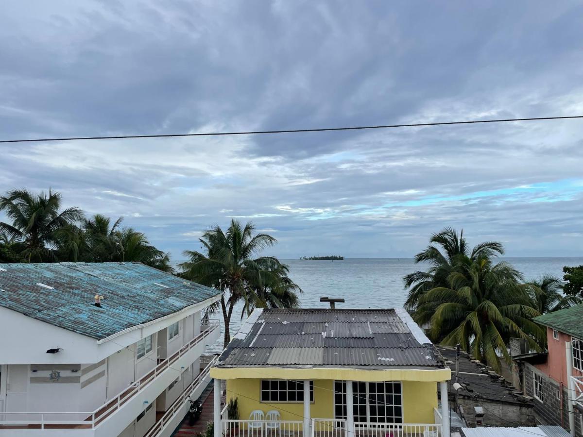 Alka'S Paradise Guest House And Lodging San Andres  Ngoại thất bức ảnh